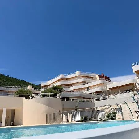 Grand Terrasse Vue Pieds Dans L'eau Piscine * Saint-Raphaël