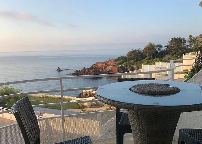 Apartman Grand Terrasse Vue Pieds Dans L'eau Piscine *