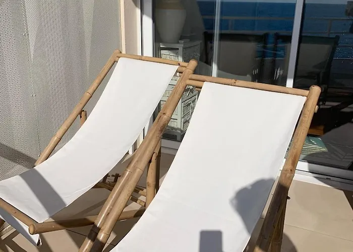 Grand Terrasse Vue Pieds Dans L'eau Piscine Apartamento